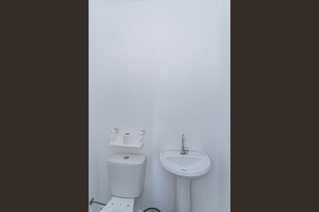 Apartamento para alugar com 32m², 2 quartos e sem vaga Apartamento para alugar com 32m², 2 quartos e sem vagaBanheiro