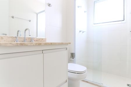 Apartamento para alugar com 245m², 4 quartos e 3 vagasBanheiro da Suíte 2