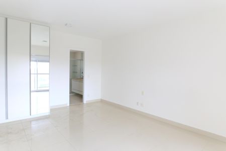 Apartamento para alugar com 245m², 4 quartos e 3 vagasSuíte