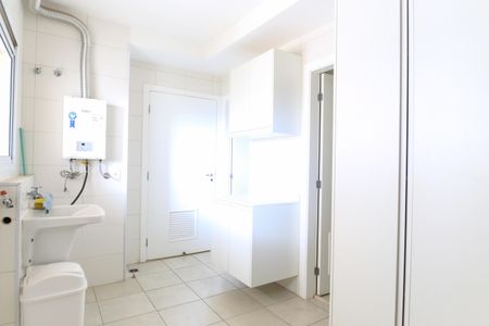 Apartamento para alugar com 245m², 4 quartos e 3 vagasCozinha / Lavanderia