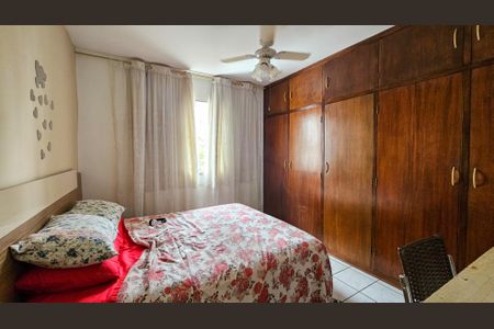 Casa à venda com 140m², 3 quartos e 3 vagas Casa à venda com 140m², 3 quartos e 3 vagasQuarto 2