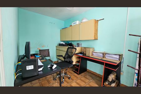 Casa à venda com 140m², 3 quartos e 3 vagas Casa à venda com 140m², 3 quartos e 3 vagasQuarto 1