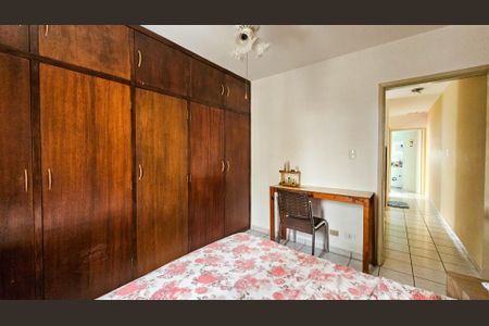 Casa à venda com 140m², 3 quartos e 3 vagas Casa à venda com 140m², 3 quartos e 3 vagasQuarto 2