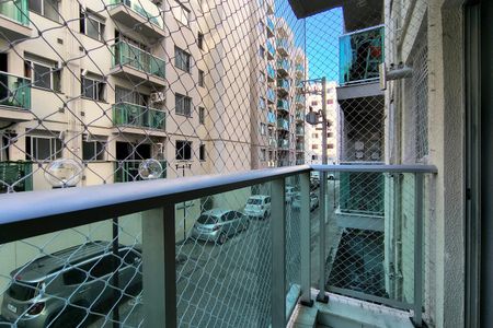 Apartamento para alugar com 49m², 2 quartos e 1 vagaVaranda