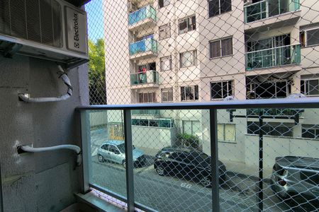 Apartamento para alugar com 49m², 2 quartos e 1 vagaVaranda