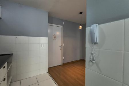 Apartamento para alugar com 49m², 2 quartos e 1 vagaCozinha - Armários