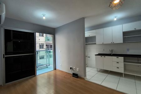 Apartamento para alugar com 49m², 2 quartos e 1 vagaSala