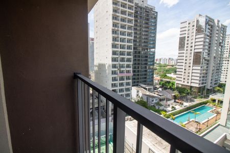 Studio para alugar com 25m², 1 quarto e sem vaga Studio para alugar com 25m², 1 quarto e sem vagaTerraço