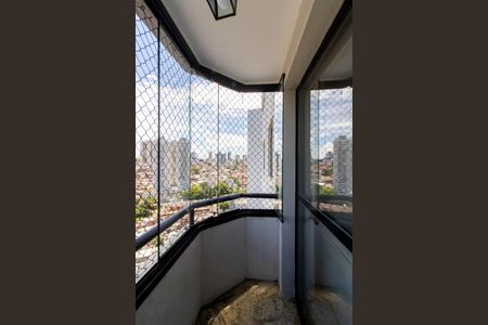 Apartamento à venda com 72m², 3 quartos e 2 vagasSacada da Sala