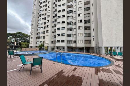 Apartamento à venda com 72m², 3 quartos e 2 vagasArea Comum - Piscina