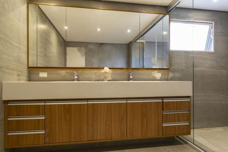 Apartamento à venda com 320m², 4 quartos e 4 vagas
