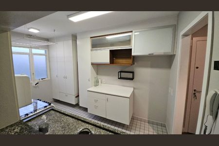 Foto 01 de apartamento à venda com 3 quartos, 75m² em Super Quadra Morumbi, São Paulo