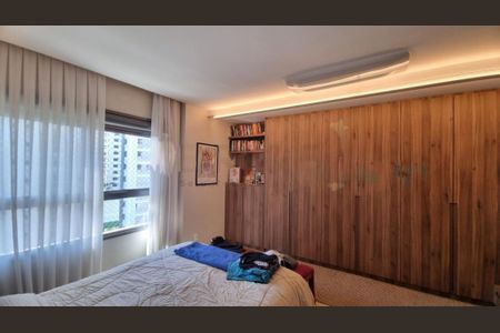 Apartamento à venda com 3 quartos, 143m² em Campo Belo, São Paulo