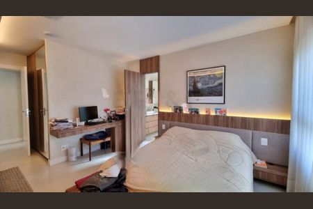 Apartamento à venda com 3 quartos, 143m² em Campo Belo, São Paulo