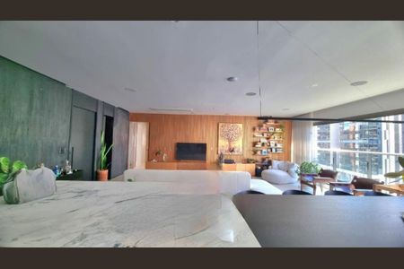 Apartamento à venda com 3 quartos, 143m² em Campo Belo, São Paulo