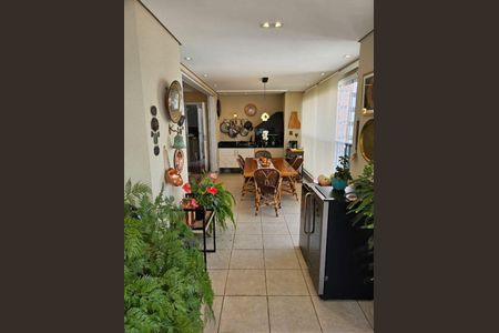 Apartamento à venda com 240m², 3 quartos e 4 vagas