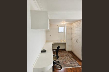 Apartamento à venda com 240m², 3 quartos e 4 vagas