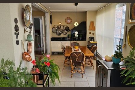 Apartamento à venda com 240m², 3 quartos e 4 vagas