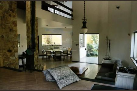 Casa à venda com 4 quartos, 420m² em Interlagos, São Paulo