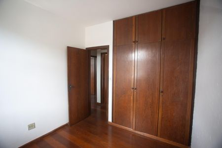 Apartamento à venda com 90m², 3 quartos e 2 vagasQuarto 2