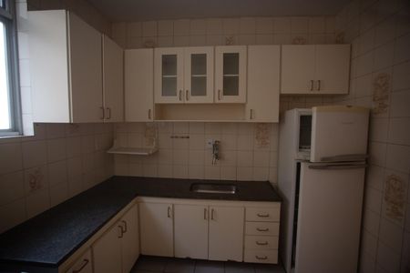 Apartamento à venda com 90m², 3 quartos e 2 vagasCozinha