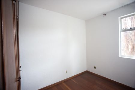 Apartamento à venda com 90m², 3 quartos e 2 vagasQuarto 2