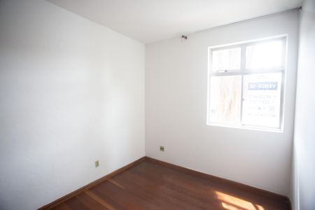 Apartamento à venda com 90m², 3 quartos e 2 vagasQuarto 2