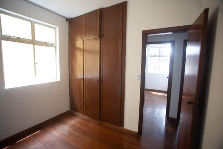Apartamento à venda com 90m², 3 quartos e 2 vagasQuarto