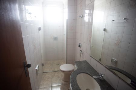Apartamento à venda com 90m², 3 quartos e 2 vagasBanheiro
