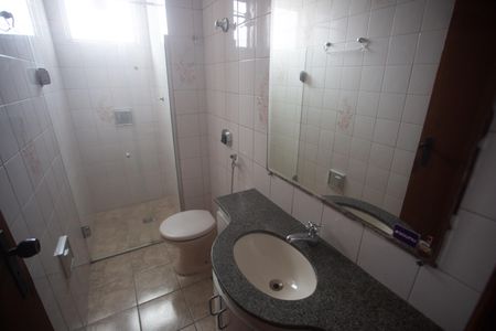 Apartamento à venda com 90m², 3 quartos e 2 vagasBanheiro