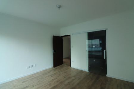 Casa para alugar com 327m², 4 quartos e 7 vagasQuarto 4 - Suíte