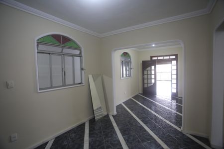 Sala de casa para alugar com 3 quartos, 230m² em Salgado Filho, Belo Horizonte