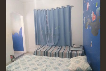 Casa à venda com 3 quartos, 186m² em Jardim Piqueroby, São Paulo