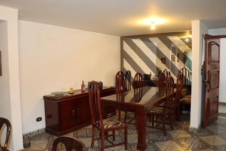 Sala de casa para alugar com 5 quartos, 376m² em Granja Viana, Cotia