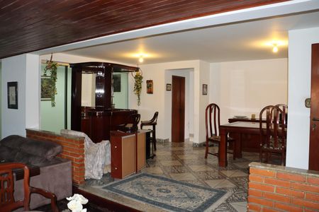 Casa para alugar com 376m², 6 quartos e 6 vagasSala 2