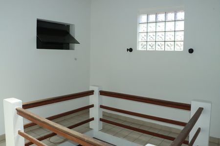 Casa para alugar com 376m², 6 quartos e 6 vagasCorredor