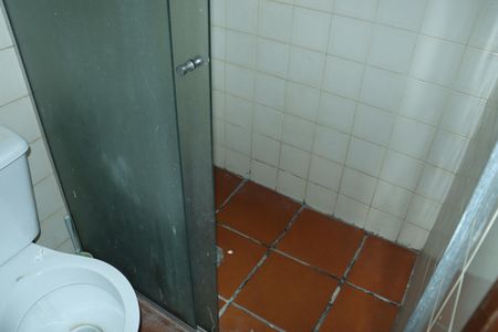 Casa para alugar com 376m², 6 quartos e 6 vagasBanheiro de Serviço