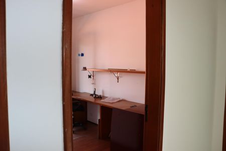 Casa para alugar com 376m², 6 quartos e 6 vagasEscritório