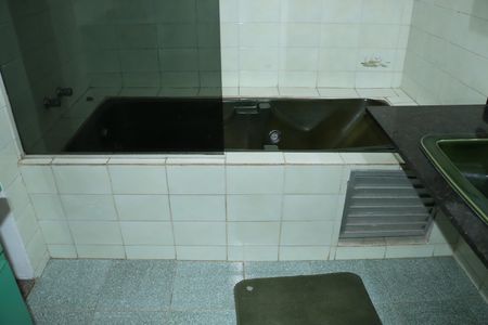 Casa para alugar com 376m², 6 quartos e 6 vagasBanheiro da Suíte