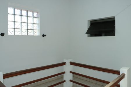 Casa para alugar com 376m², 6 quartos e 6 vagasCorredor