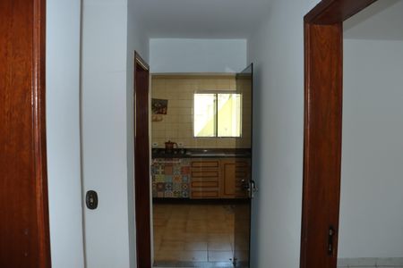 Casa para alugar com 376m², 6 quartos e 6 vagasCorredor