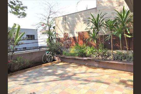 Casa à venda com 3 quartos, 176m² em Sumaré, São Paulo