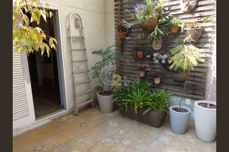 Casa à venda com 3 quartos, 176m² em Sumaré, São Paulo