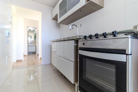 Apartamento para alugar com 62m², 2 quartos e 2 vagasCozinha