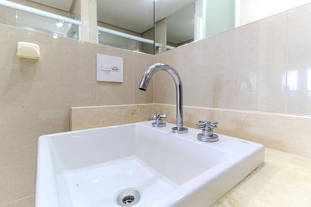 Apartamento para alugar com 62m², 2 quartos e 2 vagasBanheiro da Suíte 1