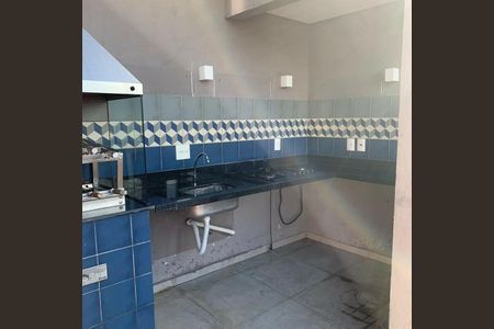 Casa à venda com 3 quartos, 215m² em Super Quadra Morumbi, São Paulo