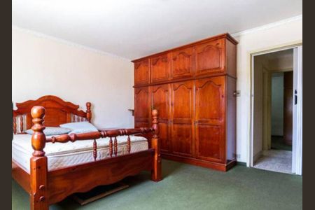 Casa à venda com 3 quartos, 350m² em Vila Carrão, São Paulo