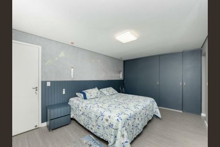 Casa à venda com 3 quartos, 300m² em Parque Colonial, São Paulo