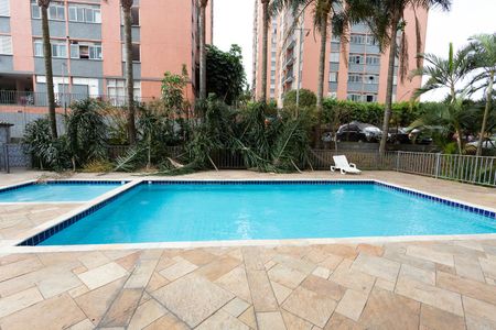 Apartamento à venda com 55m², 2 quartos e 1 vagaÁrea comum - Piscina