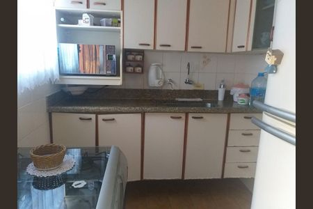 Casa à venda com 2 quartos, 100m² em Jardim Piqueroby, São Paulo